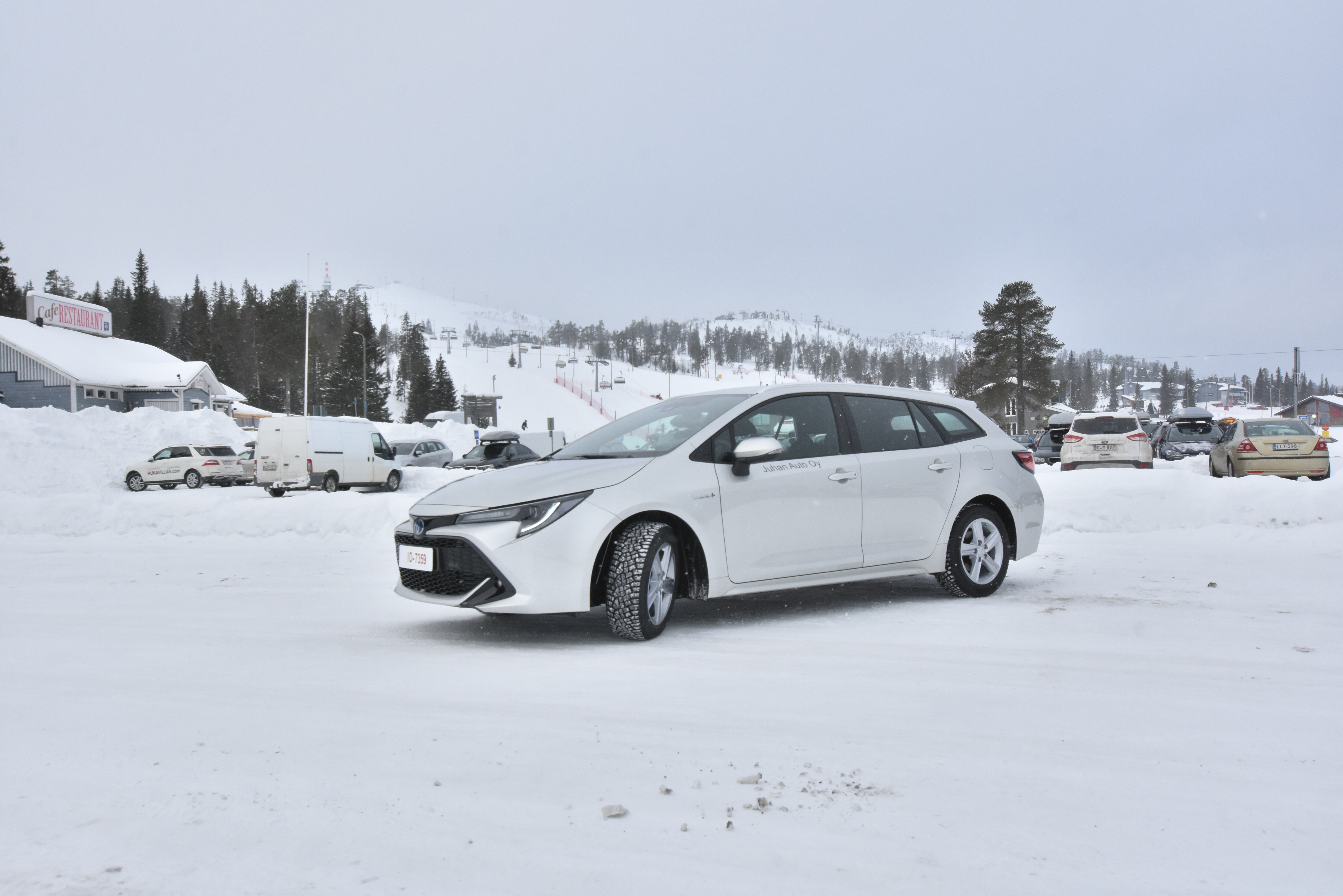 Toyota Corolla on ollut Suomen suosituimpia automalleja, todennäköisesti suosio jatkuu.