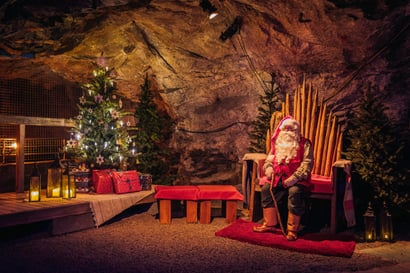 "Lainasimme vähän Rovaniemeltä" – Etelä-Suomeen Lohjalle avattiin joulupukin luola, Santaparkin yrittäjän mukaan asia ei aiheuta toimenpiteitä