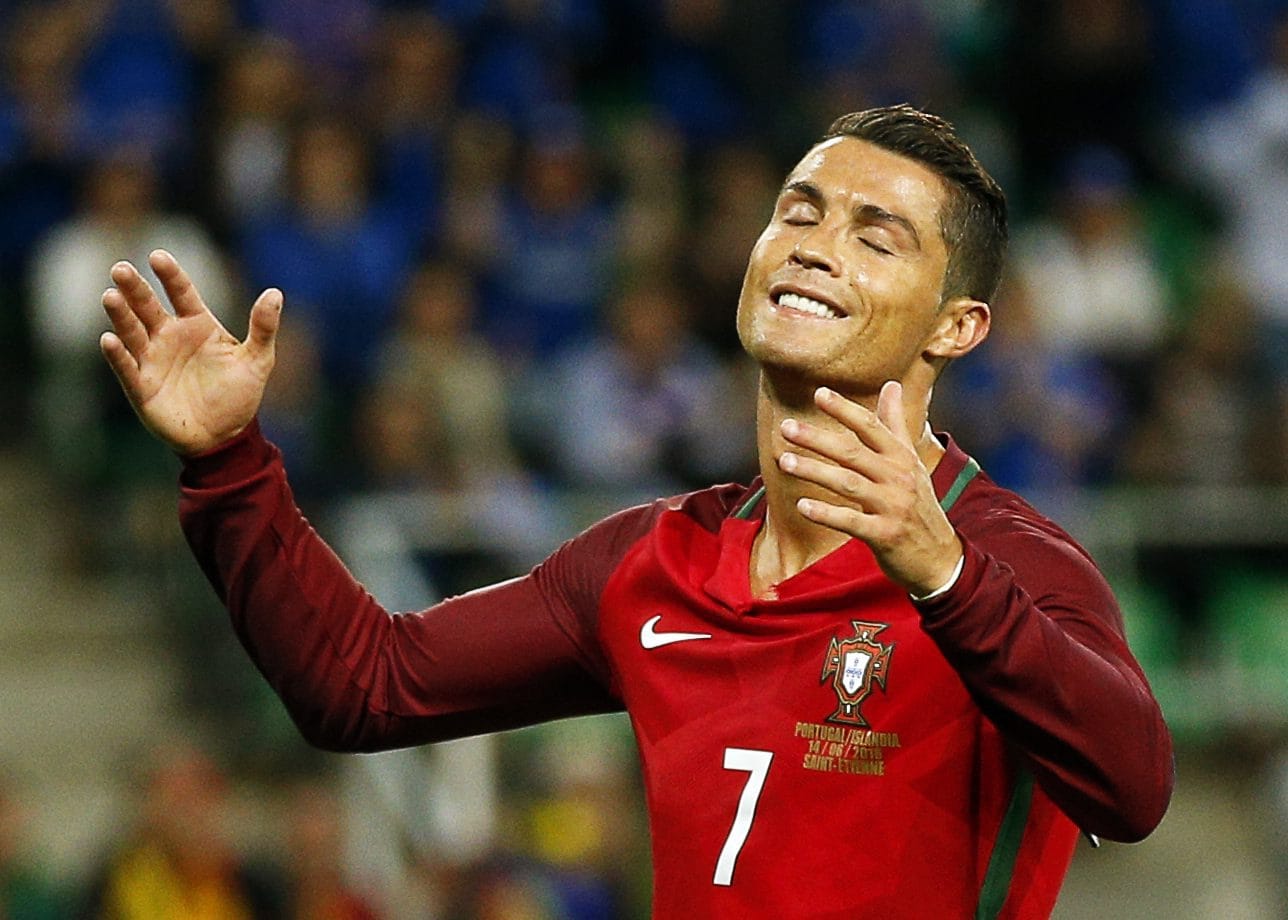 Cristiano Ronaldo turhautui Islantia vastaan pelatussa ottelussa.