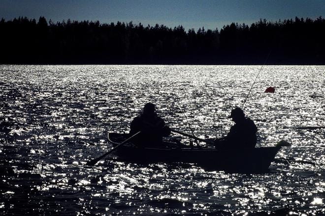 Yksi venekunta saa laskea enintään 240 metriä verkkoja, kun kyse on harrastuksesta ja kotitarvekalastuksesta. Yksi venekunta on yksi venekunta, vaikka veneessä olisi lukuisa määrä ihmisiä.