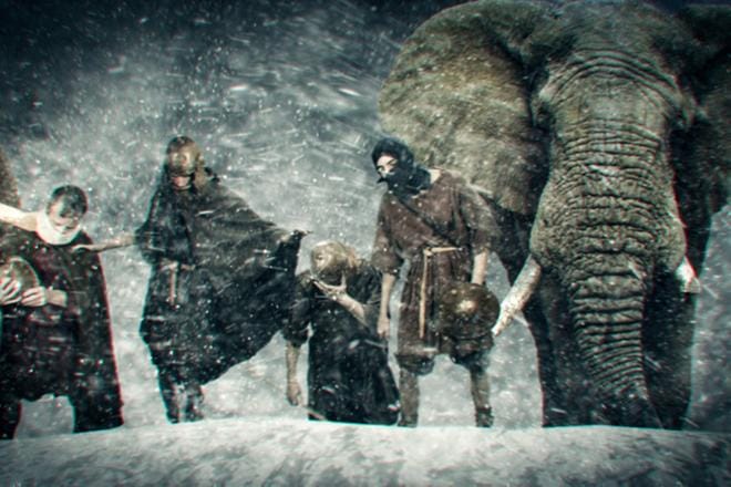 Hannibal ylitti Alpit 16 päivässä hyökätäkseen Roomaan. Hannibalin Alppien ylitys -dokumentissa historioitsijat kulkevat samoja reittejä. KUVA: Yle Kuvapalvelu