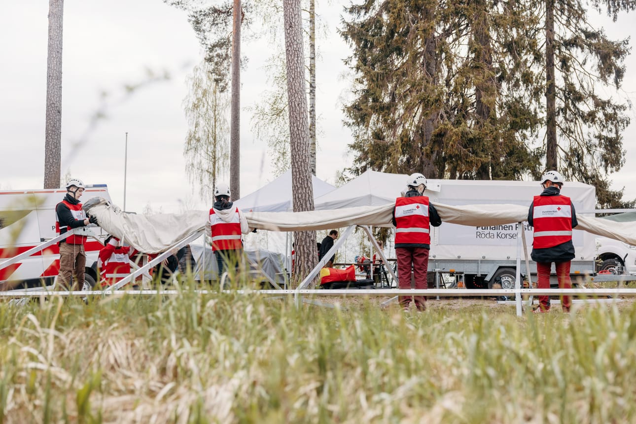 SPR:n valmiusharjoituksessa harjoitellaan muun muassa evakuointikeskuksen perustamista.