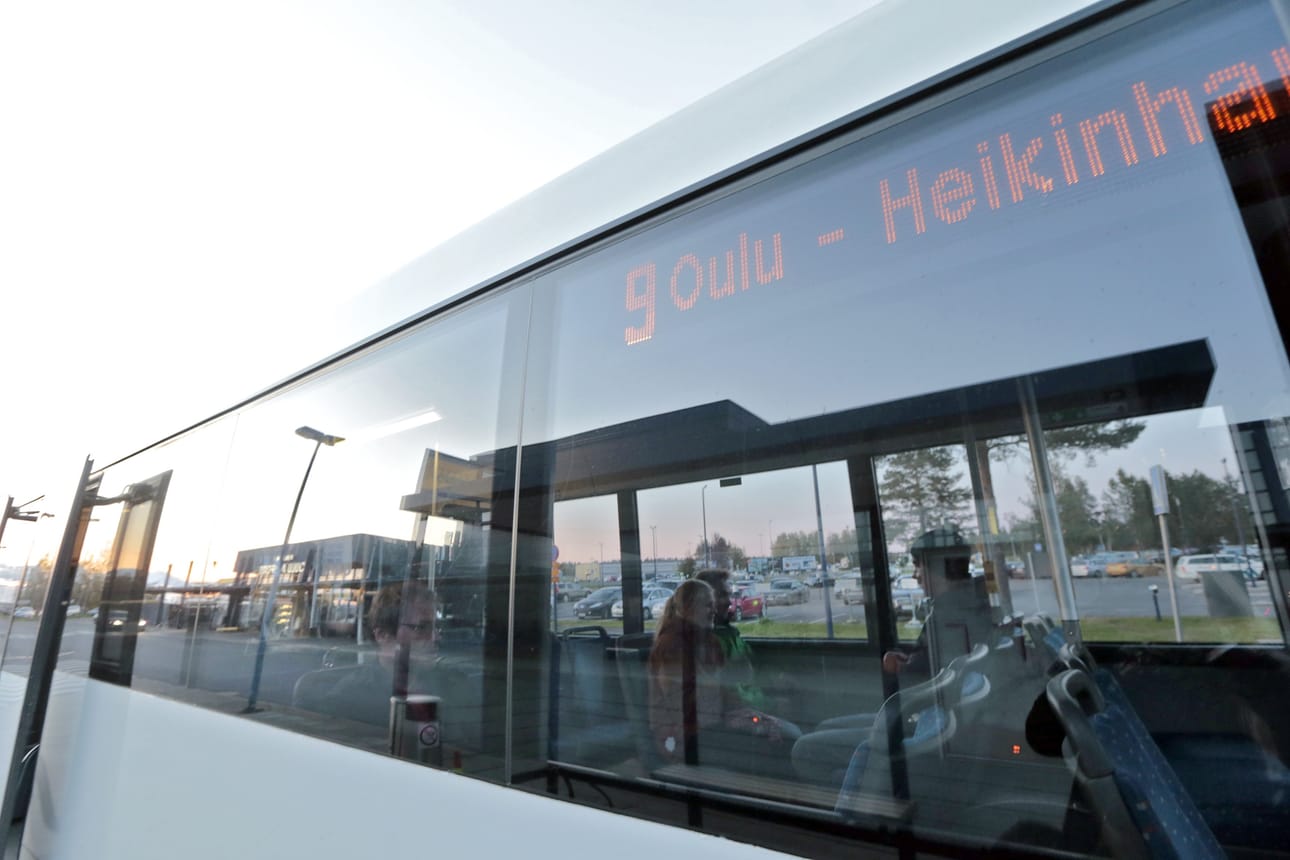 Oulun keskustassa otetaan käyttöön elokuun 8. päivä uusi Pekuri E -bussipysäkki, samalla historiaan jäävät Toripakka-bussipysäkit.