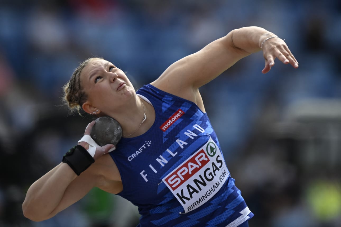 Emilia Kangas työnsi välineen ensimmäisellä karsintayrityksellään lukemiin 18,04, joka toi kahdeksannen sijan.