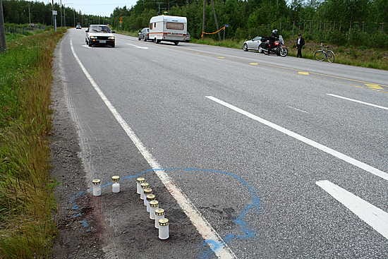 Nuori mies ajoi poliisin yli Kälviällä viime kesänä.