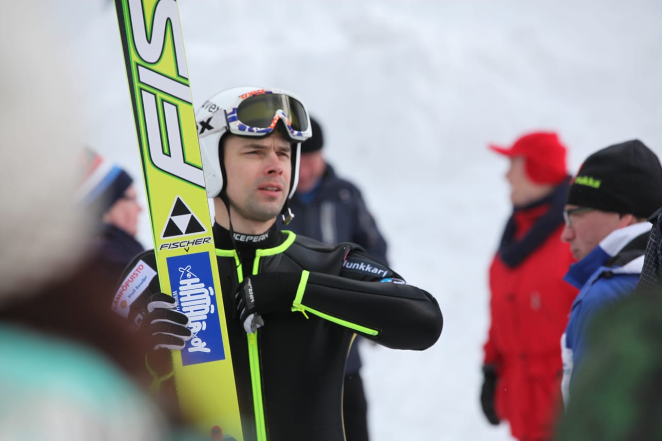 Matti Hautamäki hyppäsi kuudenneksi Suomen mestaruuskilpailuissa huhtikuussa 2012.