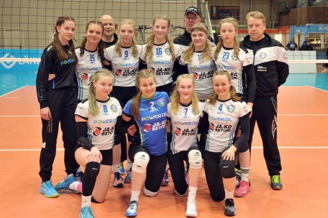 SM-ysit eli Alahärmän Kisan C-tytöt. KUVA: SUOMEN LENTOPALLOLIITTO/JUHA HARJU