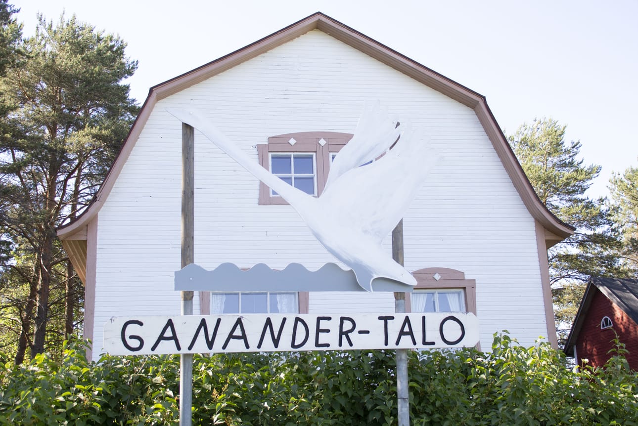 Ganander-talo täyttyi taiteesta ensimmäisen kerran jo kesällä 2003.