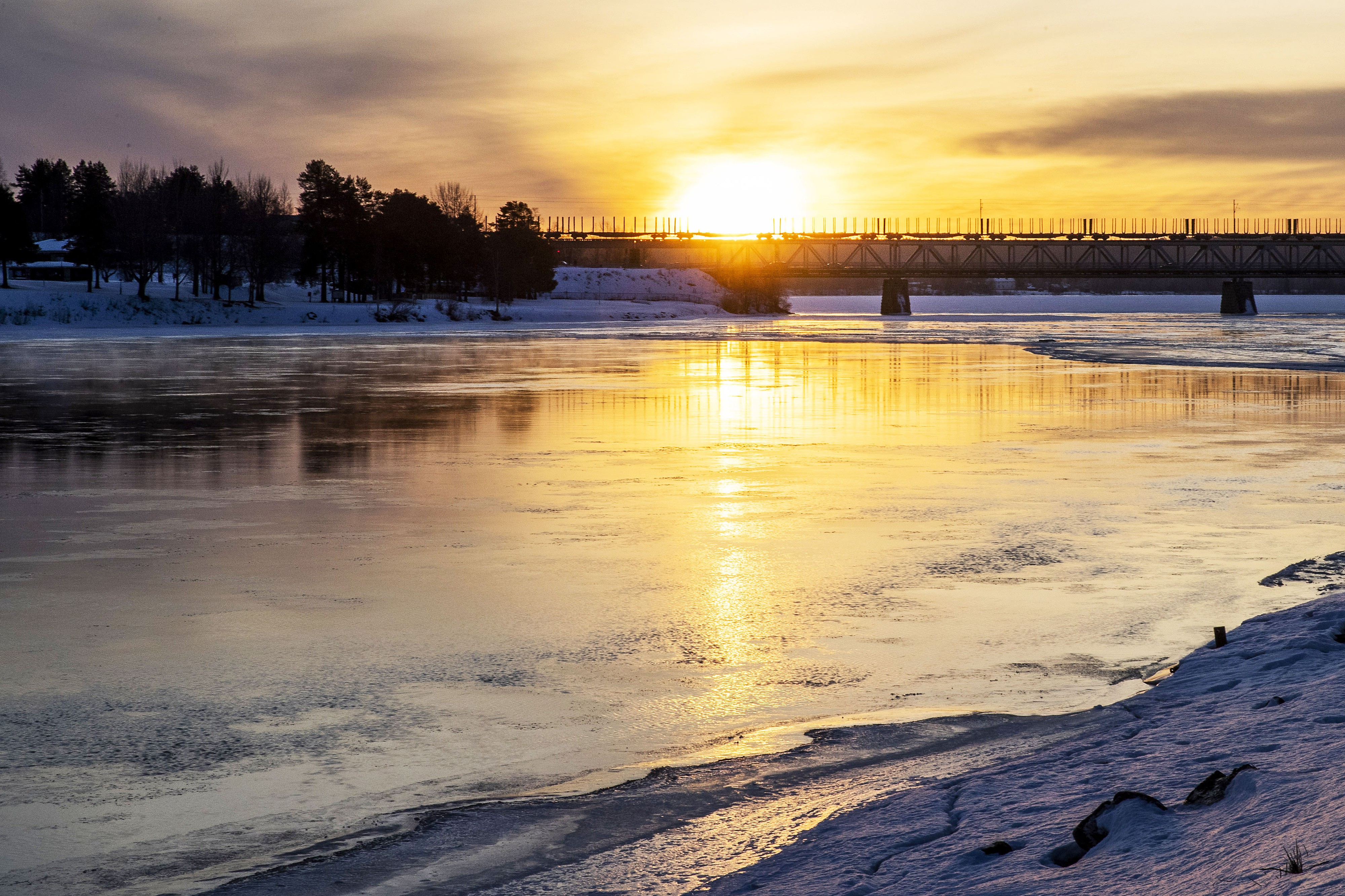 Rovaniemellä on maassa tällä hetkellä noin puoli metriä lunta.