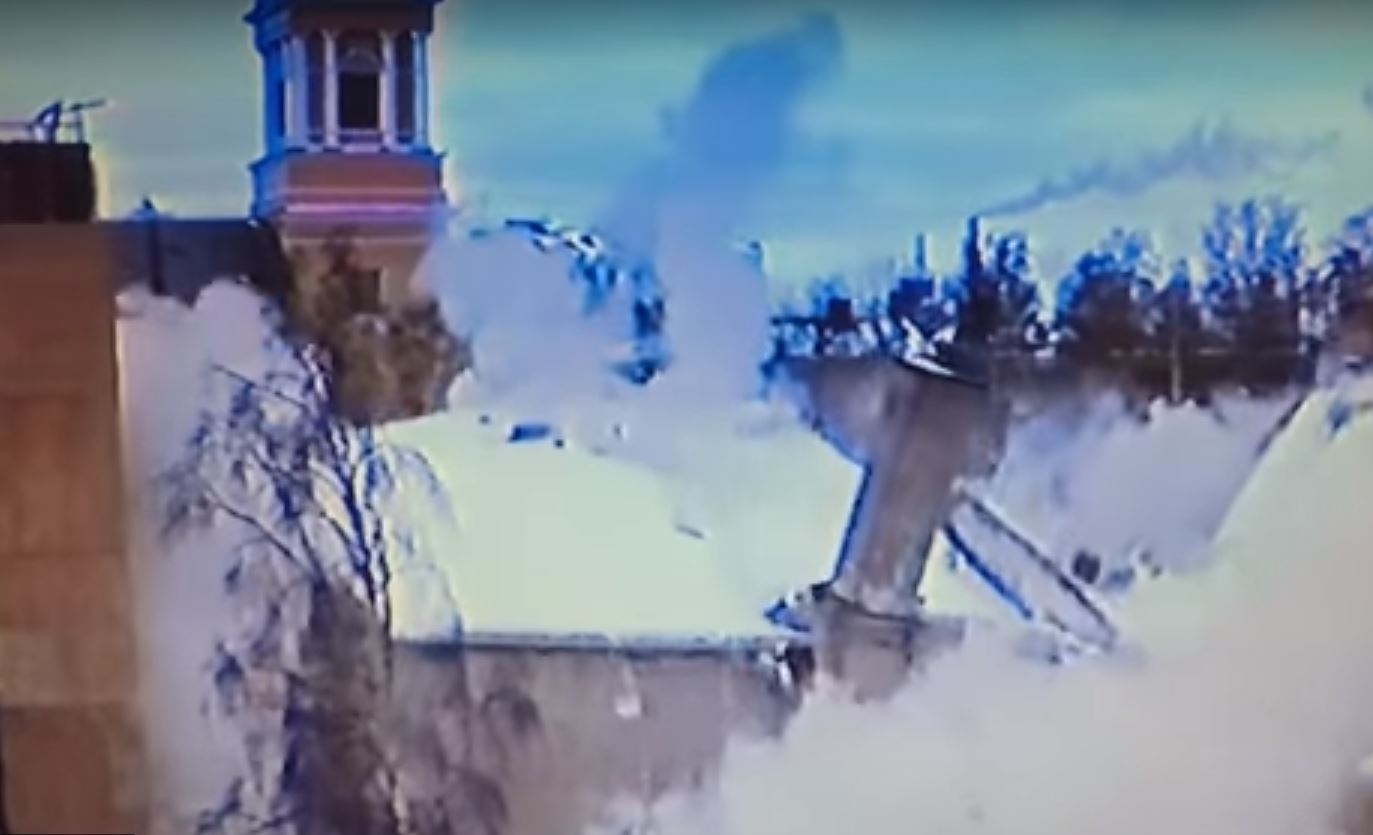 Oulun Ynnin kiinteistön räjäytys Kirkkokadulla 1988