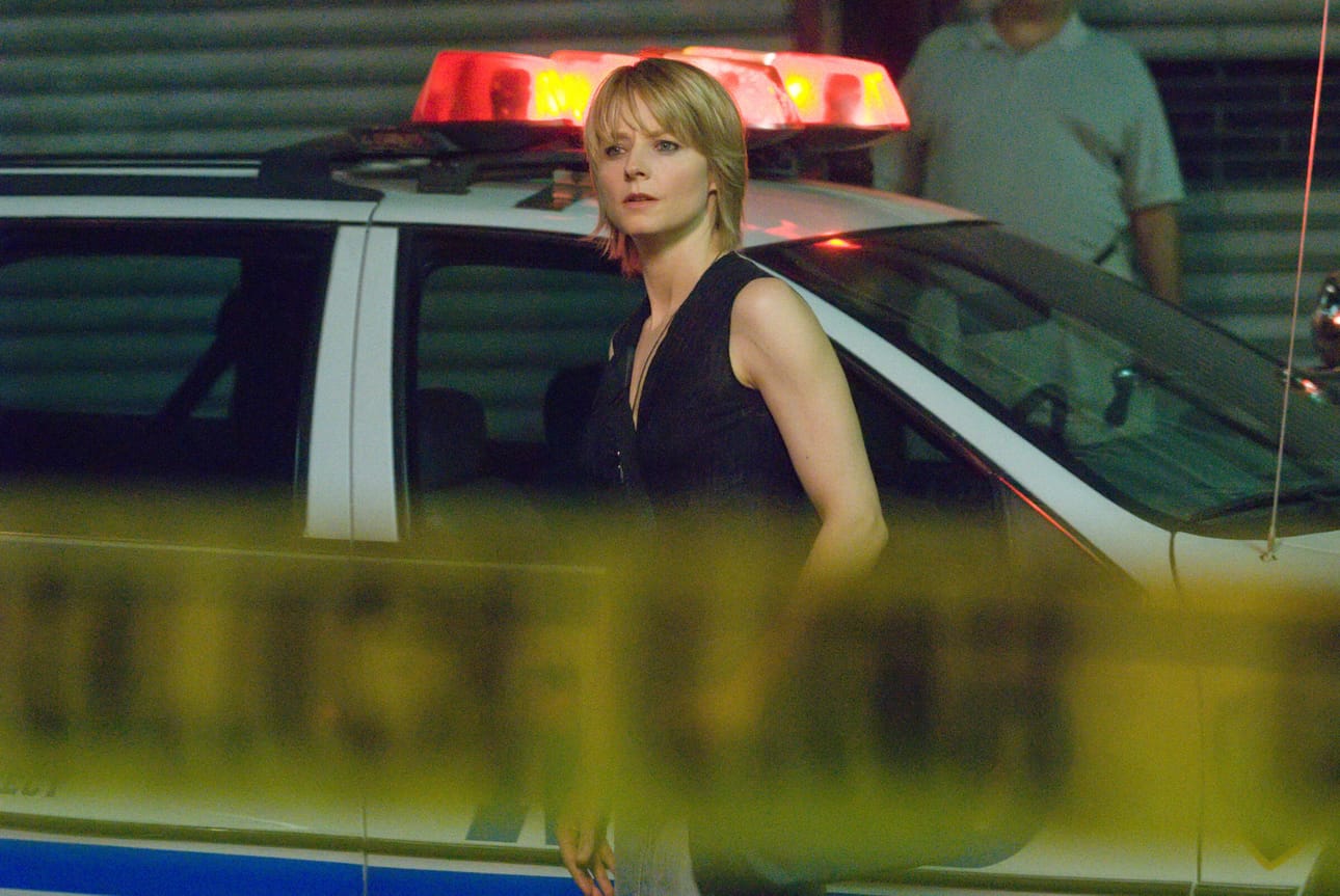 Rikosdraamassa pahoinpidelty radiojuontaja Erica Bainista (Jodie Foster) janoaa kostoa hakkaajilleen.