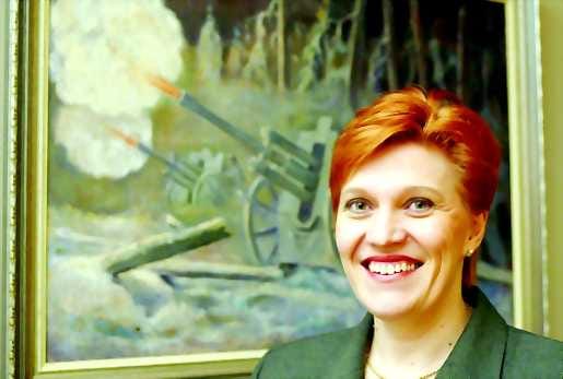 Kiinnostavaa työtä. "Ravintolatyö on ihmisläheistä. Jokainen päivä tuo mukanaan uudet tilanteet", sanoo palvelupäällikkö Marjo Wallin.