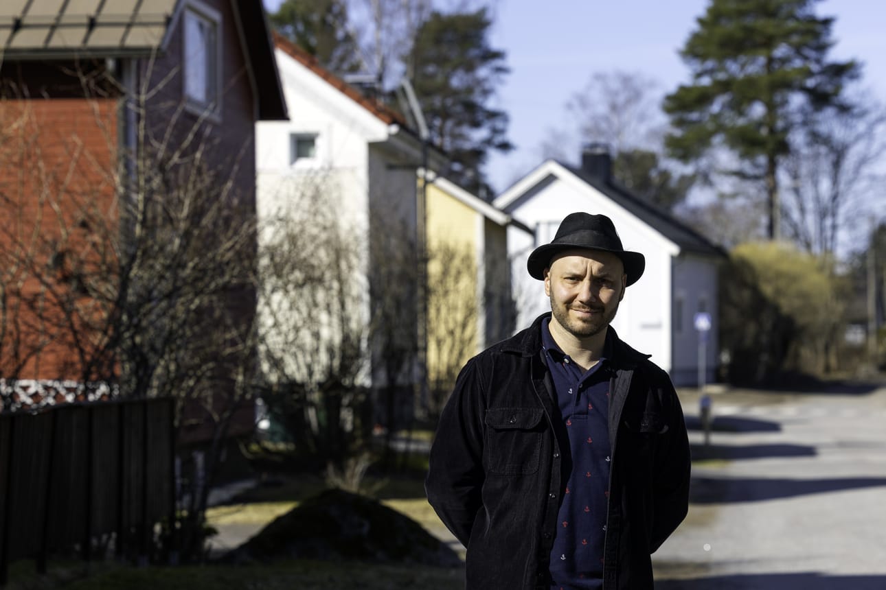 Kiinteistövälittäjä Teemu Esko toivoo, etteivät pankit seisoisi asuntokaupan tiellä.