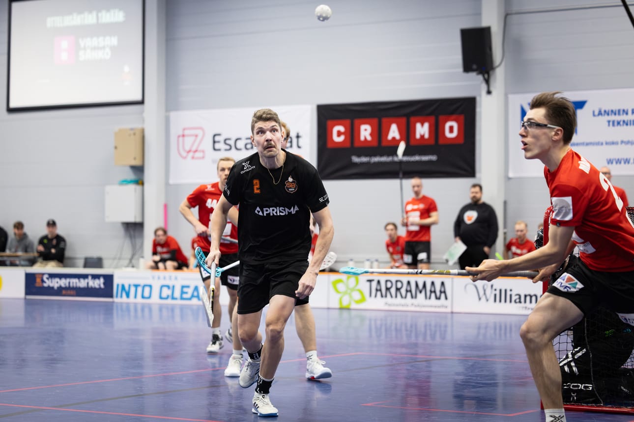 Kokenut Jesse Palmberg keräsi Welhoja vastaan kahdessa ottelussa tehot 3+2, mutta karsintapaikkaan asti hänkään ei pystynyt SB Vaasaa auttamaan.