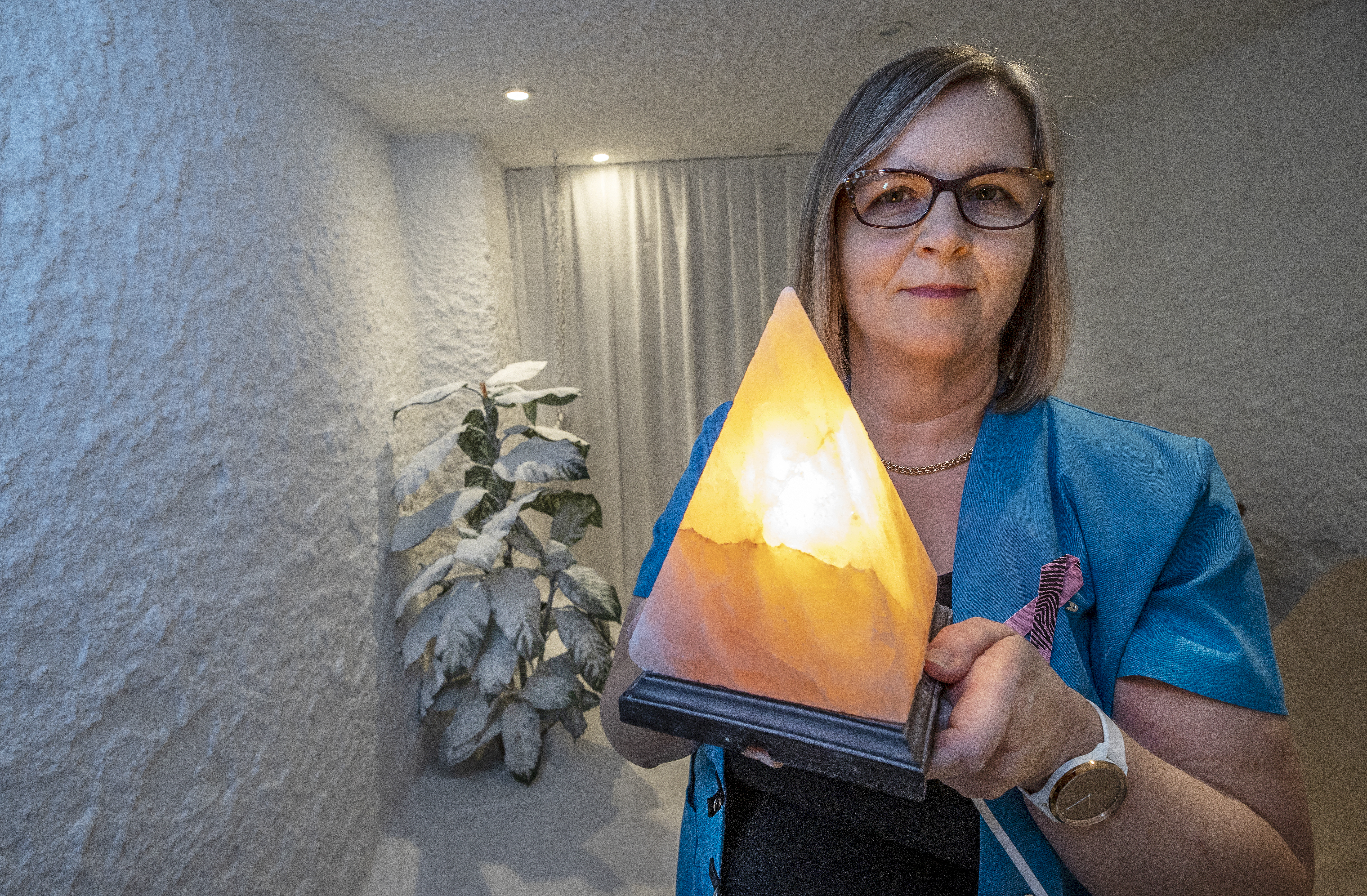 Oululainen Eira Limingoja vaihtoi numerot hyvinvointiin – suolahoitolassa yrittäjyyttä takana jo 12  vuotta
