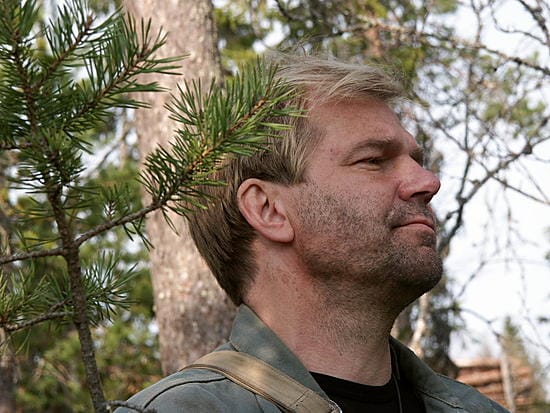 Näyttelijä Kari Lehtinen on vuokrannut Vuotson Porokylän.