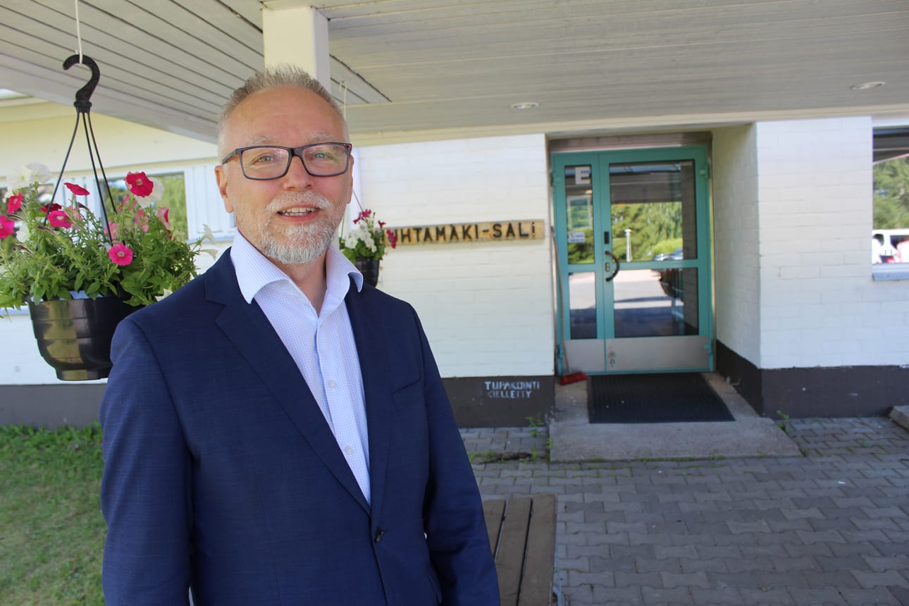 Timo Saari oli paikalla Alavuden kaupunginvaltuuston maanantai-iltaisessa kokouksessa.