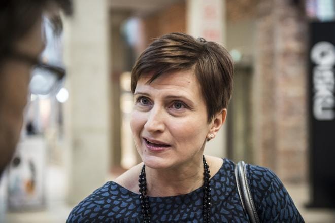 Sdp:n kansanedustaja Susanna Huovinen haluaa jättää eduskunnan kesken kauden. Hänet valittiin viime viikolla Keski-Suomen ensi- ja turvakodin uudeksi toiminnanjohtajaksi. KUVA: Miikka Pihlajamäk / Arkisto