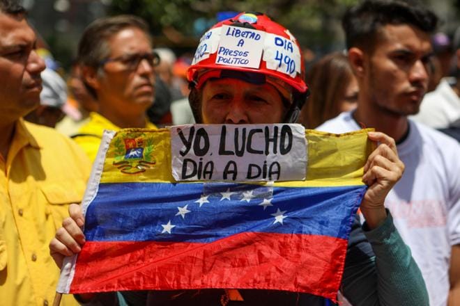 Opposition mielenosoitukset ovat Venezuelassa arkipäivää. Elokuun lopussa vastustettiin hallituksen talousuudistuksia. KUVA: José Jácome