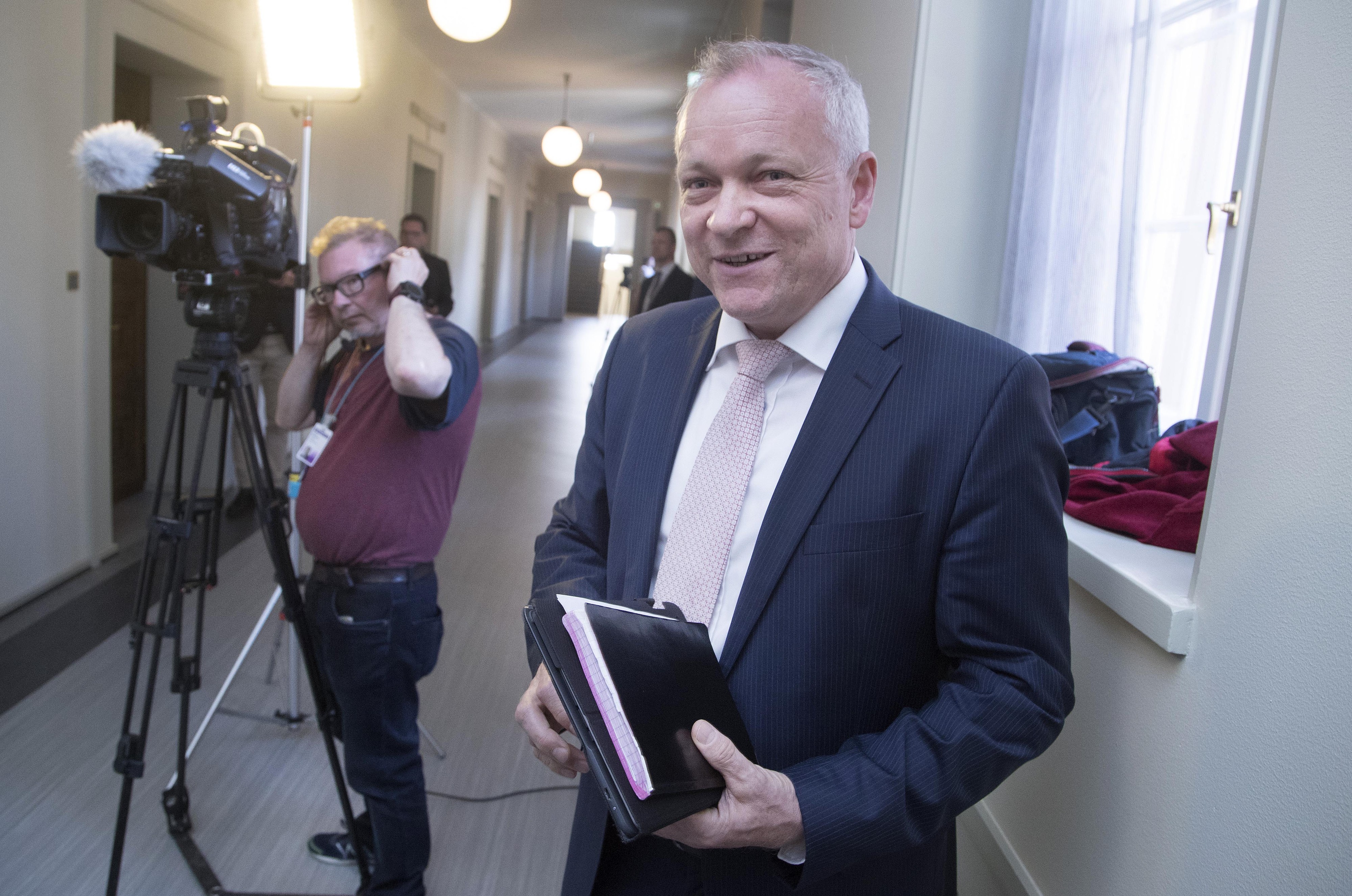 Kokoomuksen eduskuntaryhmän puheenjohtaja vaihtuu. Kalle Jokinen ei ole enää käytettävissä.