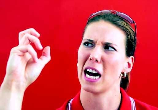 Mikaela Ingberg haluaisi päästä karsinnasta vähillä heitoilla.