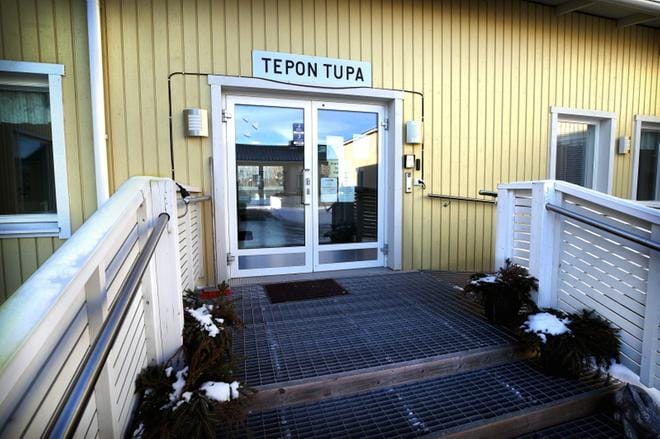 Tepotuvan asukkailla on Valviran mukaan kaikki hyvin. Yllätystarkastuksessa ilmeni kuitenkin epäselvyyksiä lääkehoidon lupa-asioissa, eli esimerkiksi hoitajien luvissa. KUVA: JOUKO HÄNNINEN