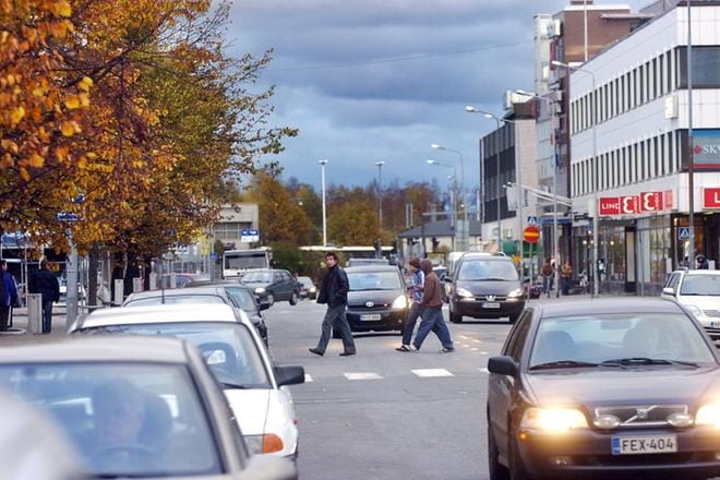 Avaruuden pääkaupungiksi elokuussa julistautunut Seinäjoki hakee nyt palvelukseensa taivastelijaa, jonka tehtävänä on äimistellä kymmenen päivän ajan sosiaalisessa mediassa menoa Seinäjoella. ARKISTOKUVA: MINNA HIRVELÄ