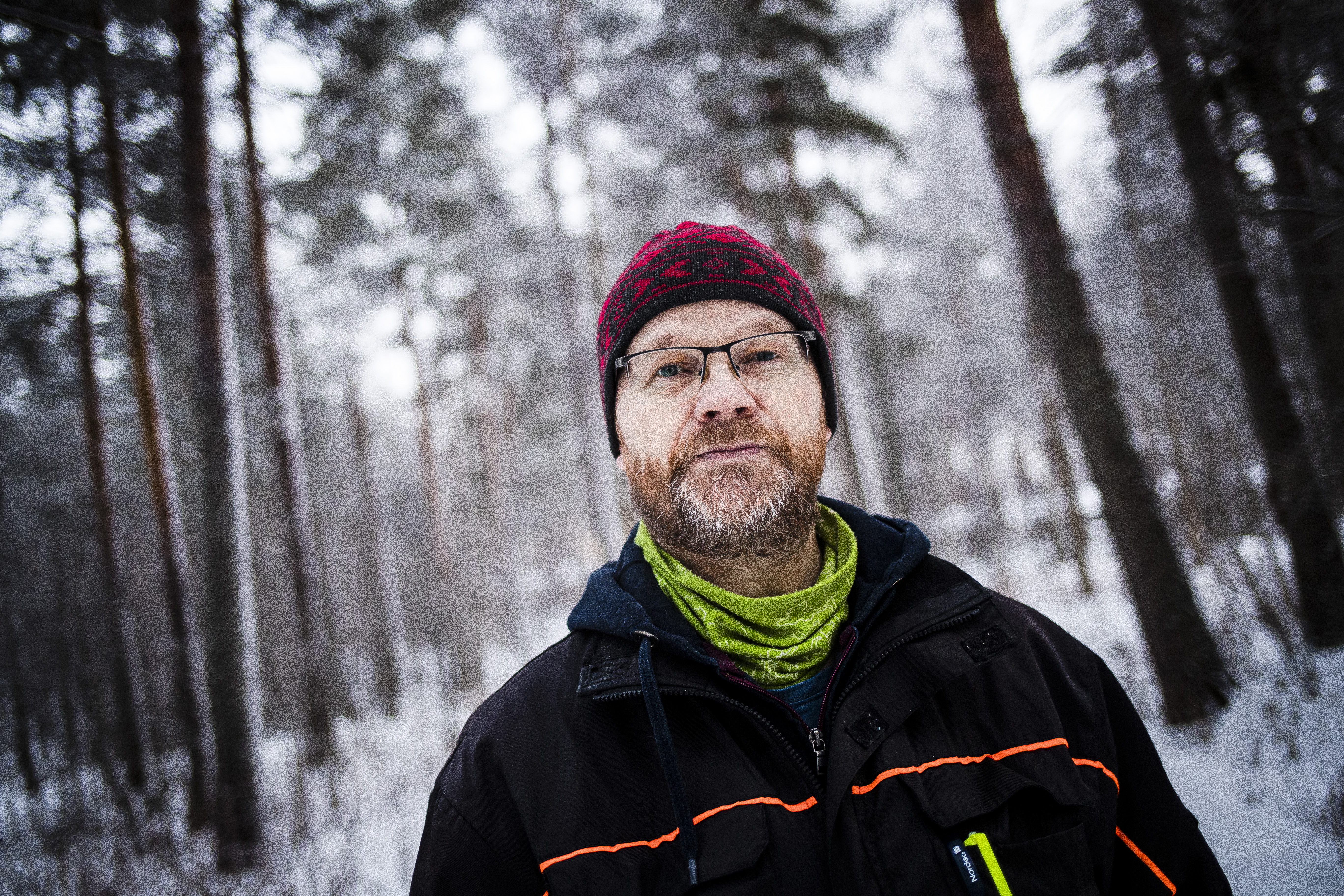 ”Avohakkuilla ei ole enää sosiaalista toimilupaa” – Hakkuuaukot ovat aiheuttaneet lappilaisille yhtä pahoja traumoja kuin Kemijoen valjastaminen, sanoo Suomen luonnonsuojeluliiton Lapin piirin puheenjohtaja Seppo Aikio