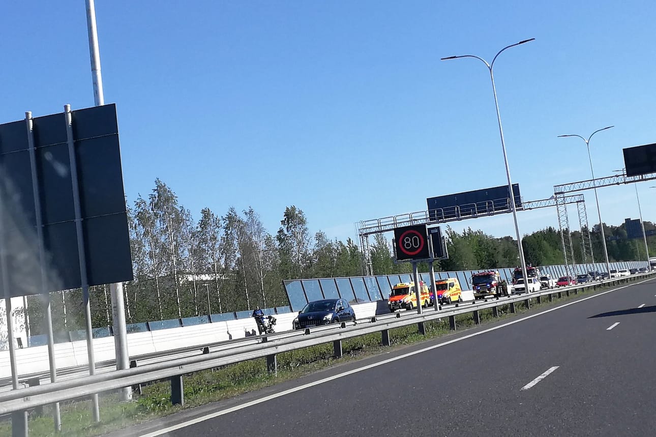 Pohjantien onnettomuus on aiheuttanut liikennehaittaa.