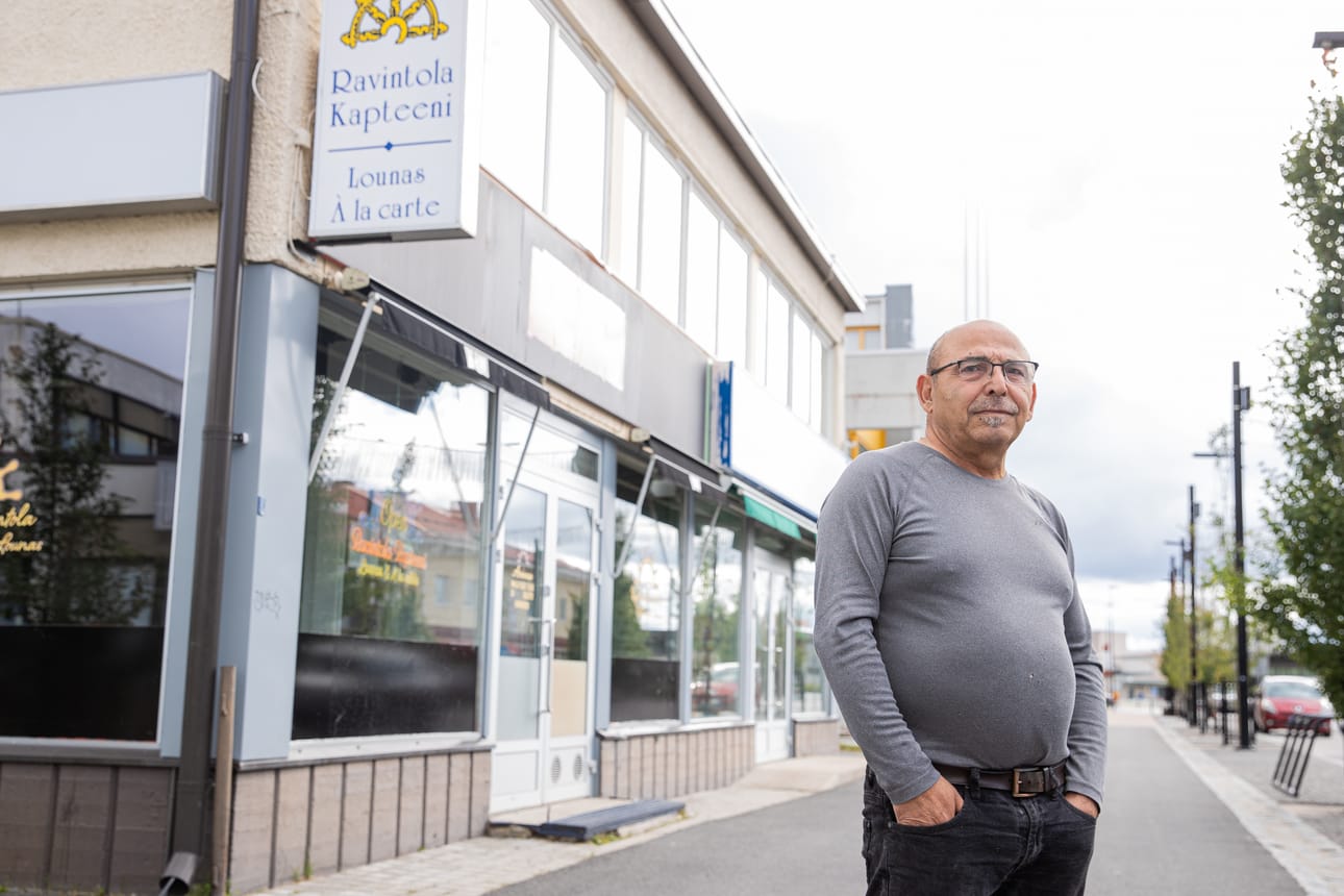 Vuoden 2025 elokuussa Okyay Özdemirin Kuusamossa avaama ravintola Kapteeni jatkaa matkaansa Posiolle.