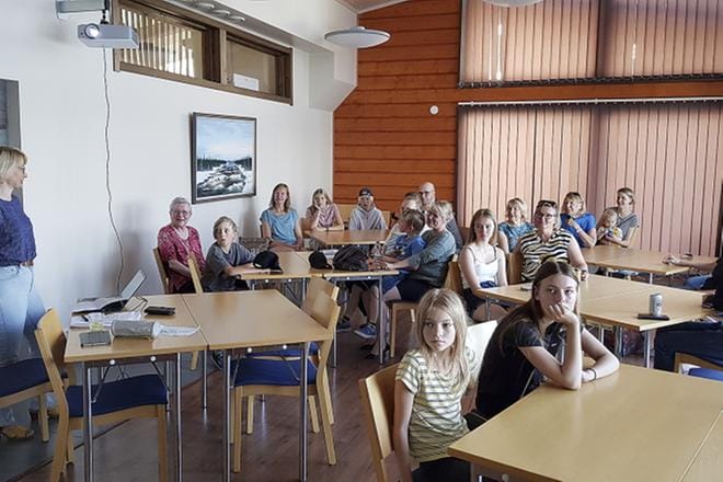 Yliahon sukua kokoontui Lappajärvellä. KUVA: JANI YLIAHO