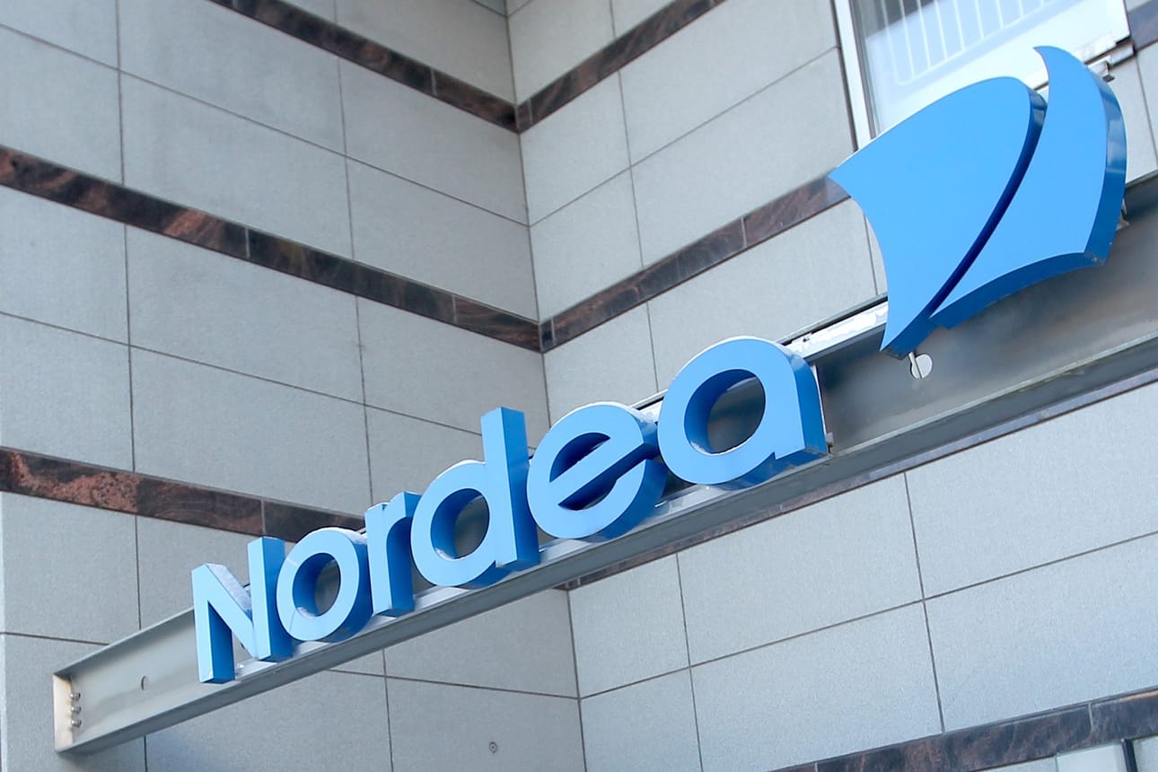 Nordea on palkannut suurten kaupunkien asiakaspalvelukeskuksiin jo 150 uutta työntekijää. Yli 50 on vielä rekrytoimatta.