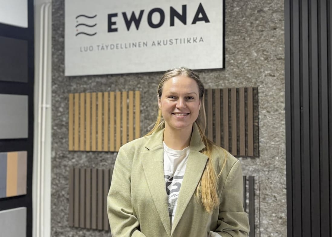 Nykyisin Oulussa asuva Baiba Limpuce on iloinen harjoittelujaksostaan Ewonassa. Yritys on kotimainen akustiikka- ja eristeratkaisujen ammattilainen.