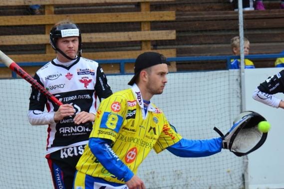 Ville Väliaho harrasti nuorena myös painia ja jääkiekkoa. Pesäpallossa hän näki menestyssaumat. KUVA: MARKKU TURPELA