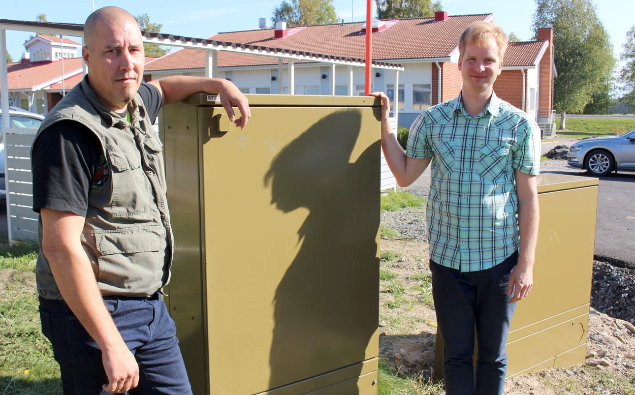 Siikaverkon puheenjohtajana viisi vuotta toiminut Mikko Äijälä iloitsee, kun puheenjohtajan tehtävään saatiin Juhani Marttila.