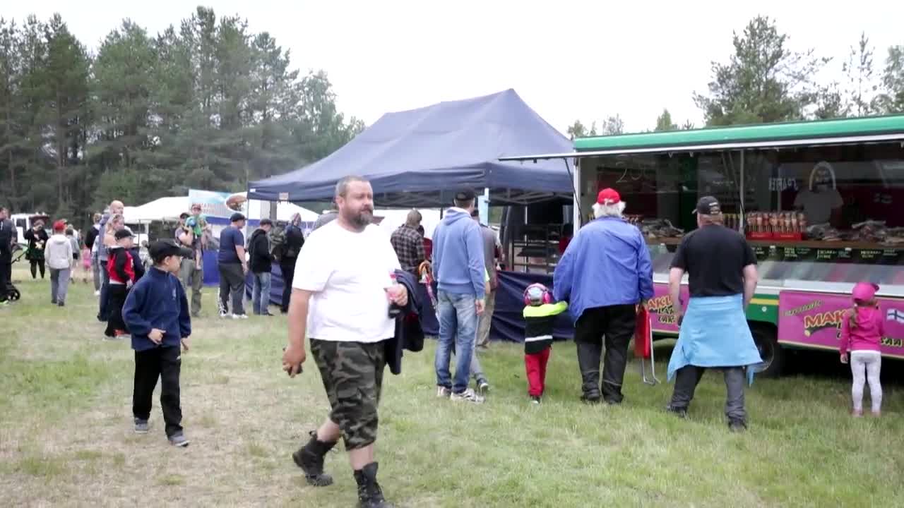 Tractor Pulling -kisat vetivät väkeä Tyrnävälle - katso video ja kuvia