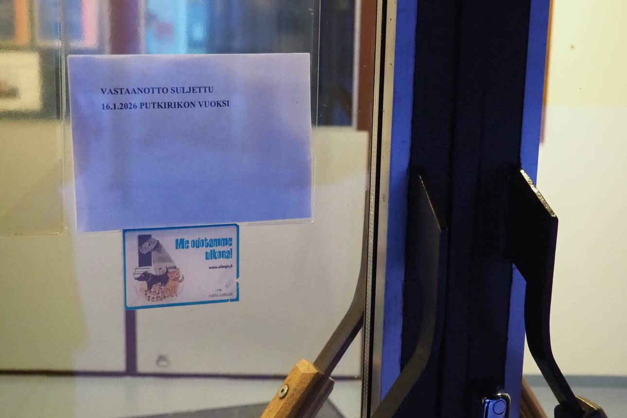 Pelkosenniemen terveyskeskuksen vastaanotot ovat kiinni perjantain päävesiputken rikkoontumisen vuoksi.
