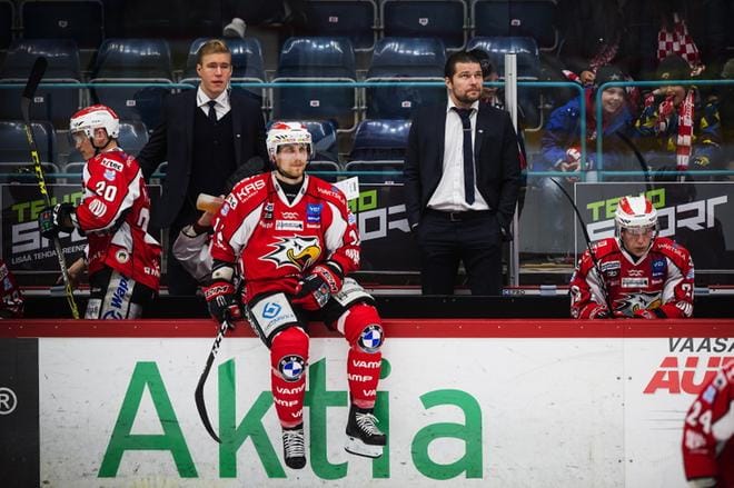 Näin surkeita ilmeitä ja pettymystä Sportissa ei enää haluta nähdä. Kuva: Jarno Pellinen