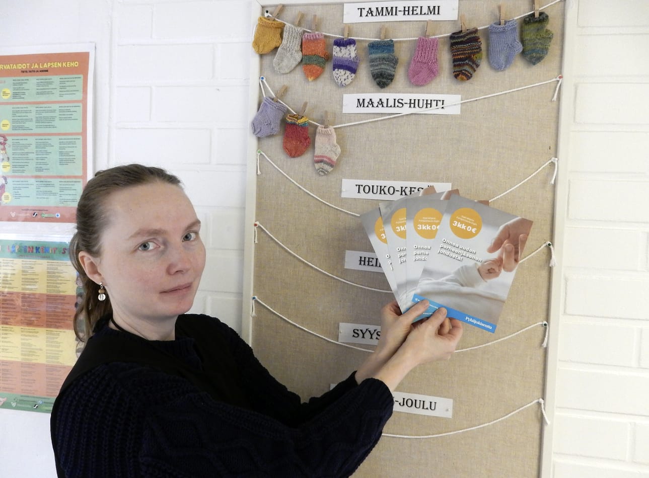Terveydenhoitaja Susanna Koski laskee, että Oulaisiin syntyy vuoden 2026 aikana noin 50 lasta.