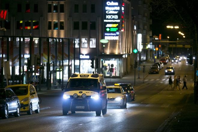 Ydinkeskustassa valot palavat viikonloppuöisin.