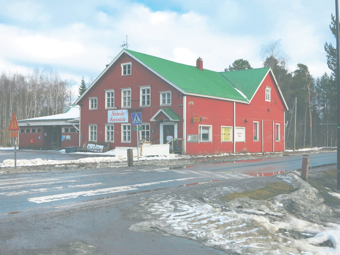 Tyrnävän vasemmisto sai sekin avustusta työväentalo Vapauden kunnostamiseen.
