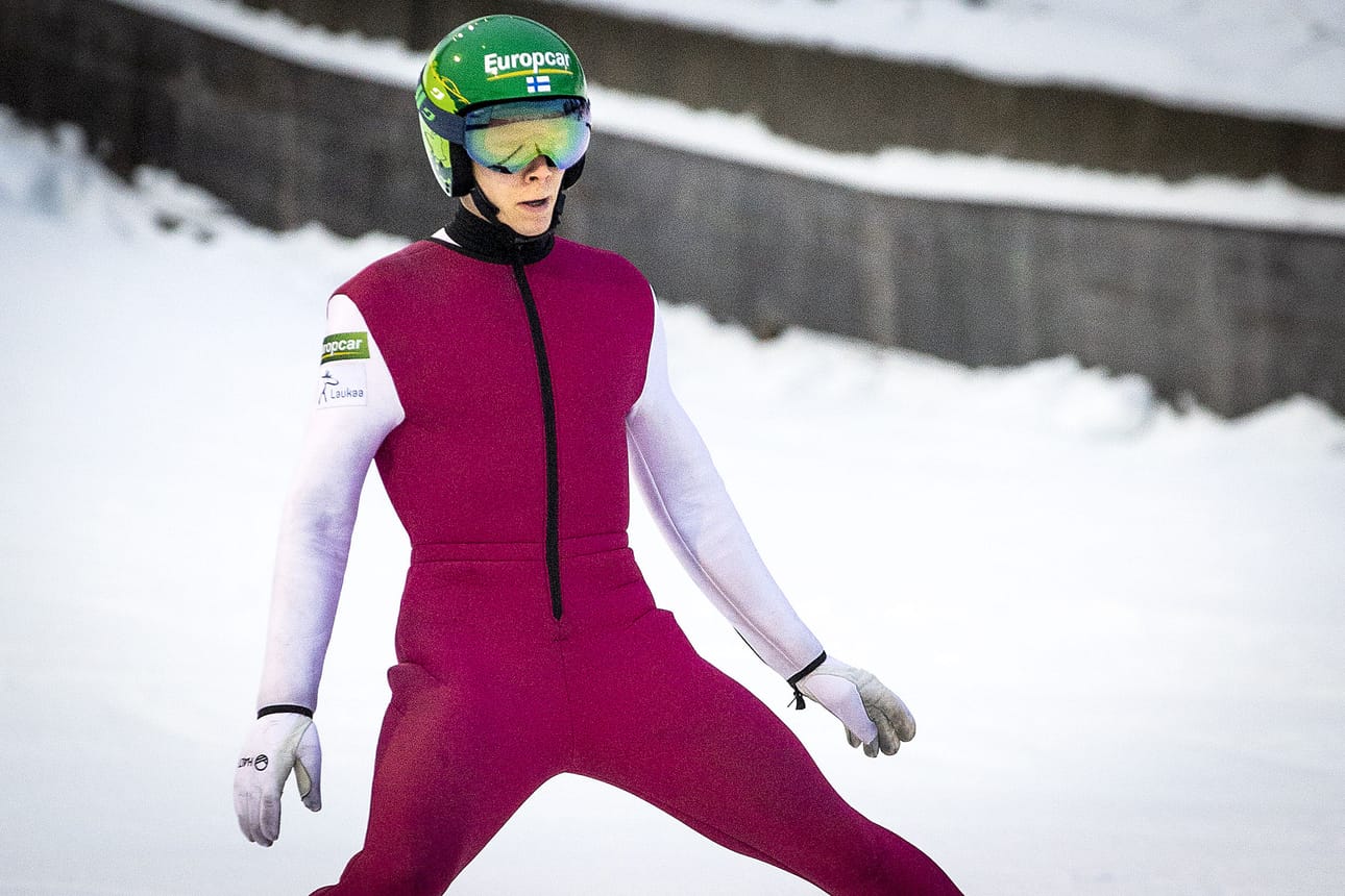 Eero Hirvonen jäi kauas kärjestä mäkiosuudella.