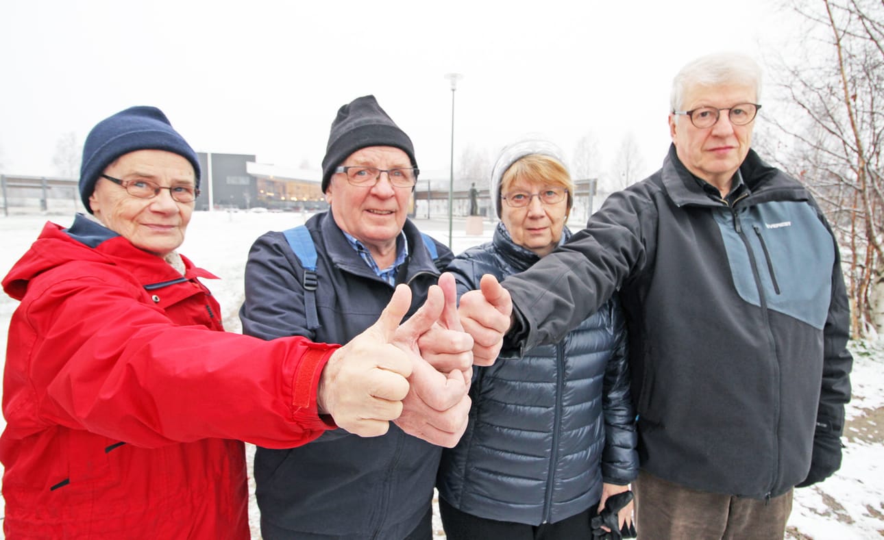 Syöpäkerhon aktiivit Annikki Nurmela, Voitto Polo, Helena haataja ja Reijo Kilpeläinen toivovat, että vaadittava summa ainakin yhden kipupumpun hakkimiseen saataisiin kerättyä jo tämän vuoden aikana.