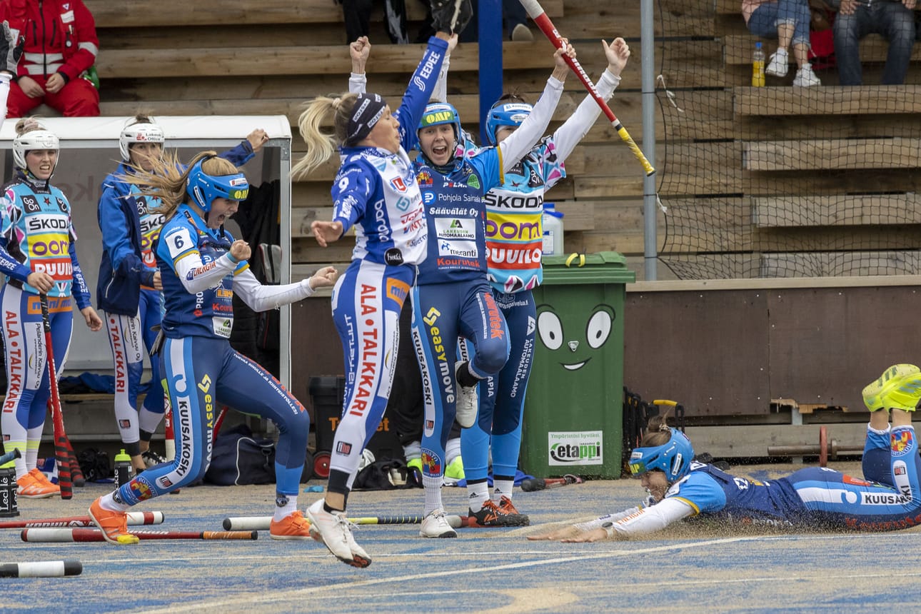KeKi juhli Lappeenrannassa runkosarjan päätösottelun voittoa. Arkistokuva.