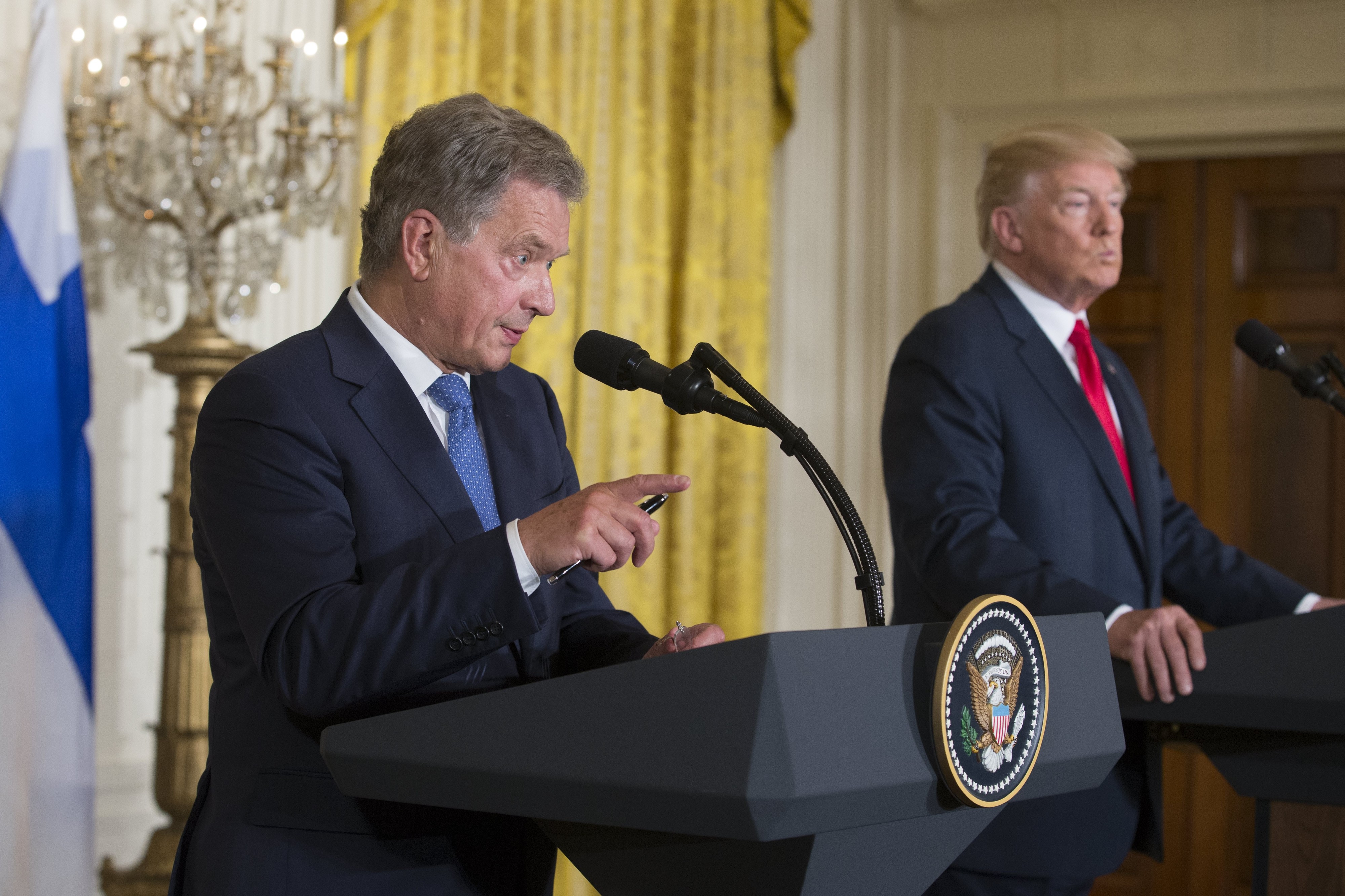 Presidentti Sauli Niinistö (kuvassa vas.) tapasi preisdentti Donald Trumpin maanantaina.