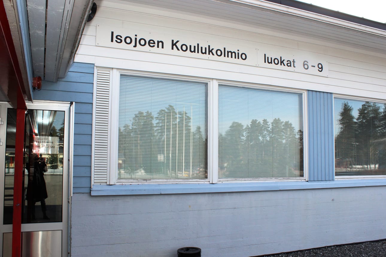 Isojoella halutaan taata kaikille työrauha Koulukolmiossa.