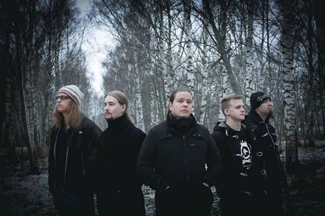 Slivers of Silence on saavuttanut kuulijakuntaa ulkomailla asti melankolisella ja melodisella metallimusiikillaan. Nyt yhtye kuitenkin päättää uransa.
