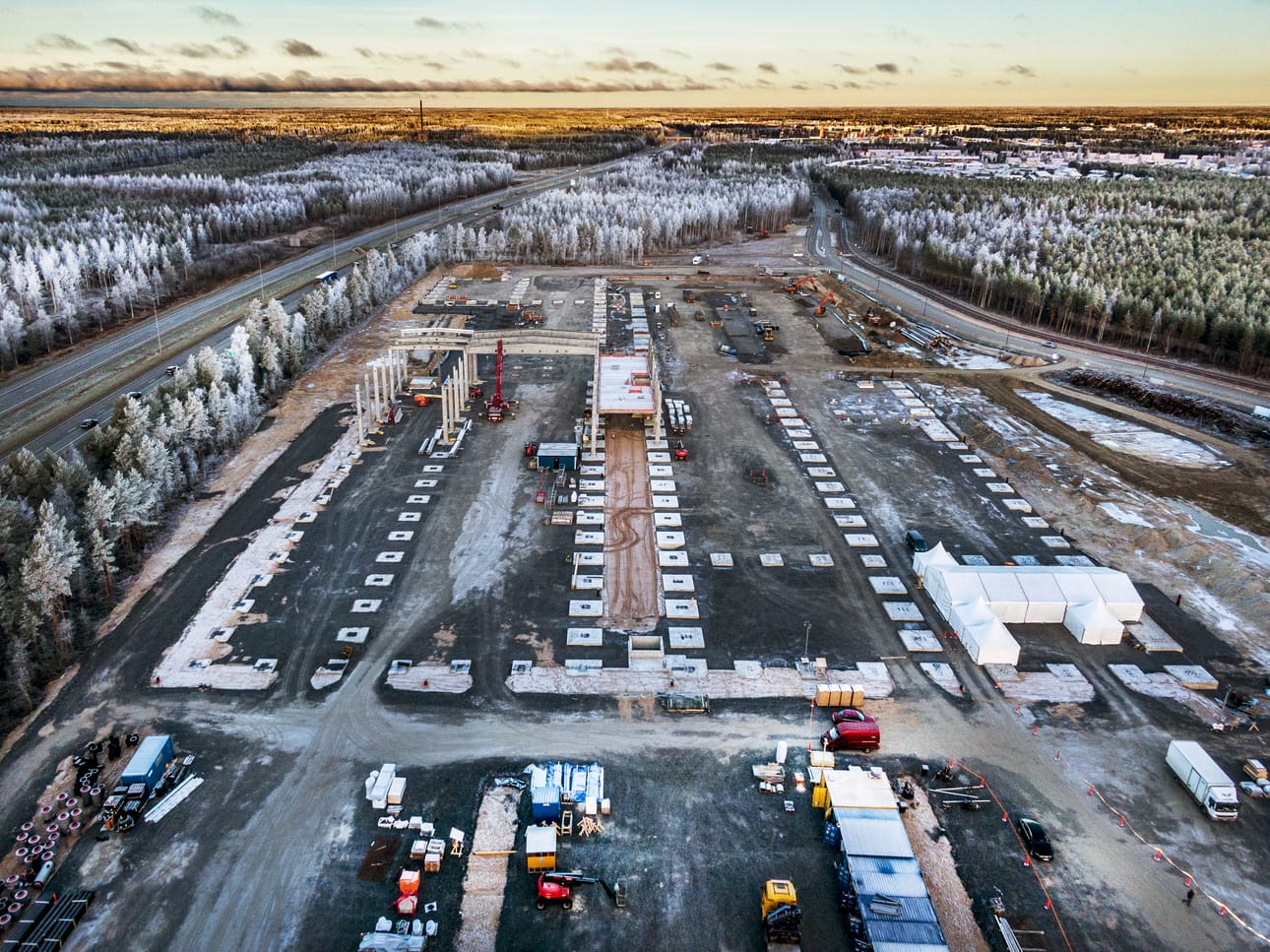 Nokian uuden Home of Radio -kampuskokonaisuuden peruskivi muurattiin marraskuussa. Kuvassa työmaa silloisessa vaiheessaan.