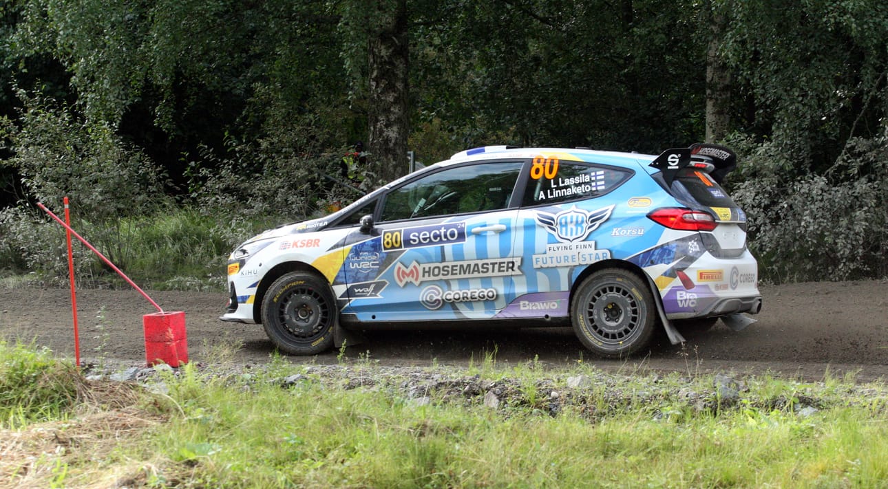 Leevi Lassila koki keskeytyksen tärkeällä hetkellä MM-rallissa. Kokemusta tuli kuitenkin nelivetoautosta.