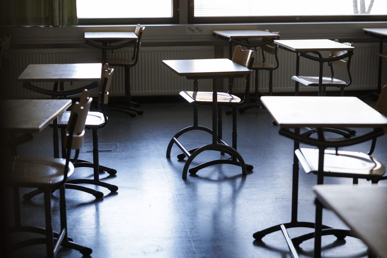 Rovaniemen kouluissa pidetään ongelmana, ettei henkilöstö saa Laphalta tietoa vakavasti oireilevien oppilaiden hoidosta tai tukitoimista. Tiedon puutteen koetaan vaikeuttavan opetusta ja oppilaan auttamista.